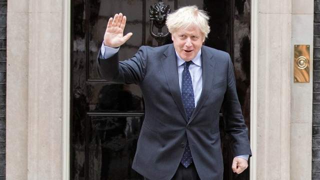 Фото - Экс-премьер Британии Джонсон поздравил Трасс с победой в выборах
